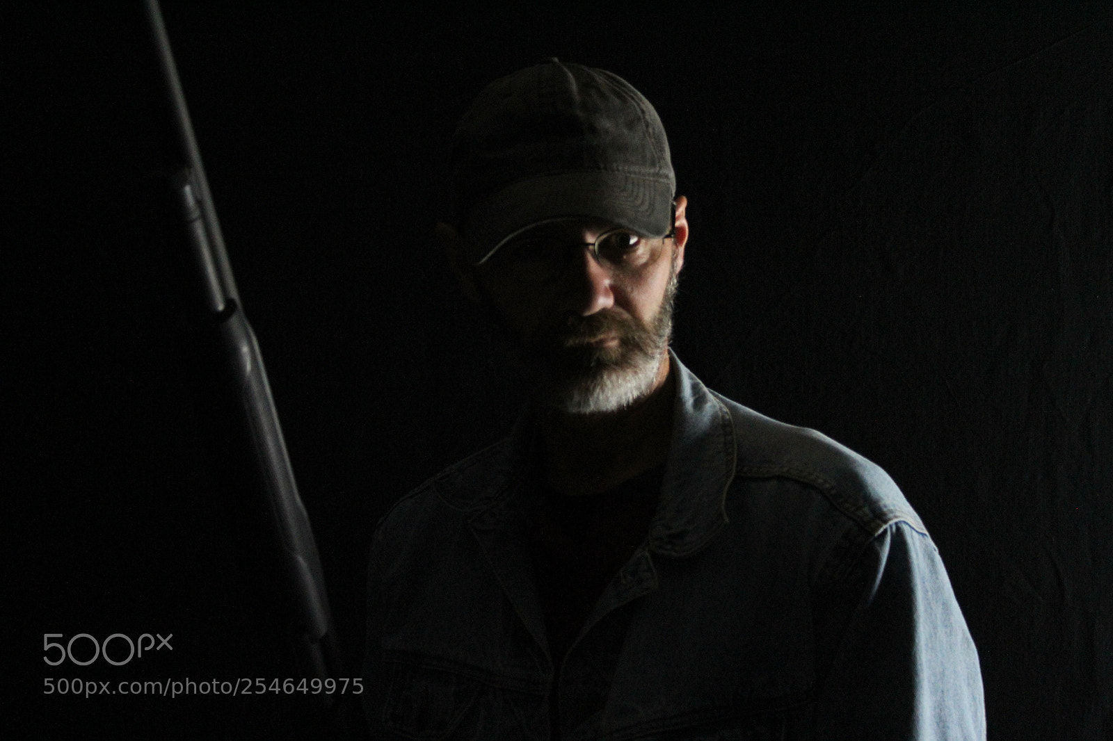 Canon EOS 1300D (EOS Rebel T6 / EOS Kiss X80) sample photo. A man and his photography