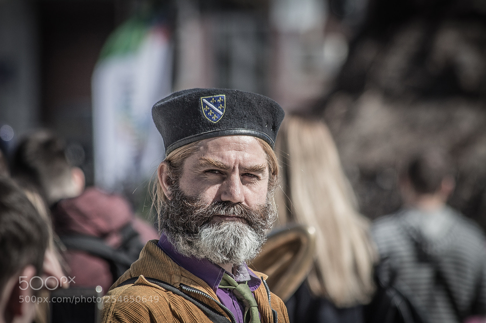 Canon EOS 700D (EOS Rebel T5i / EOS Kiss X7i) sample photo. Bearded man photography