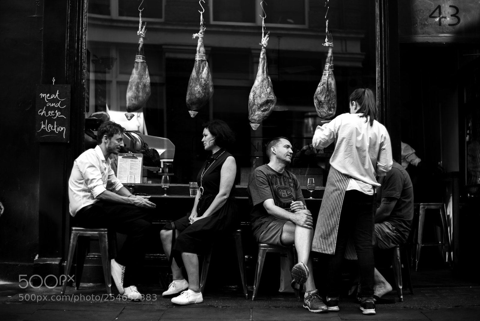 Leica M (Typ 240) sample photo. Summer dining photography
