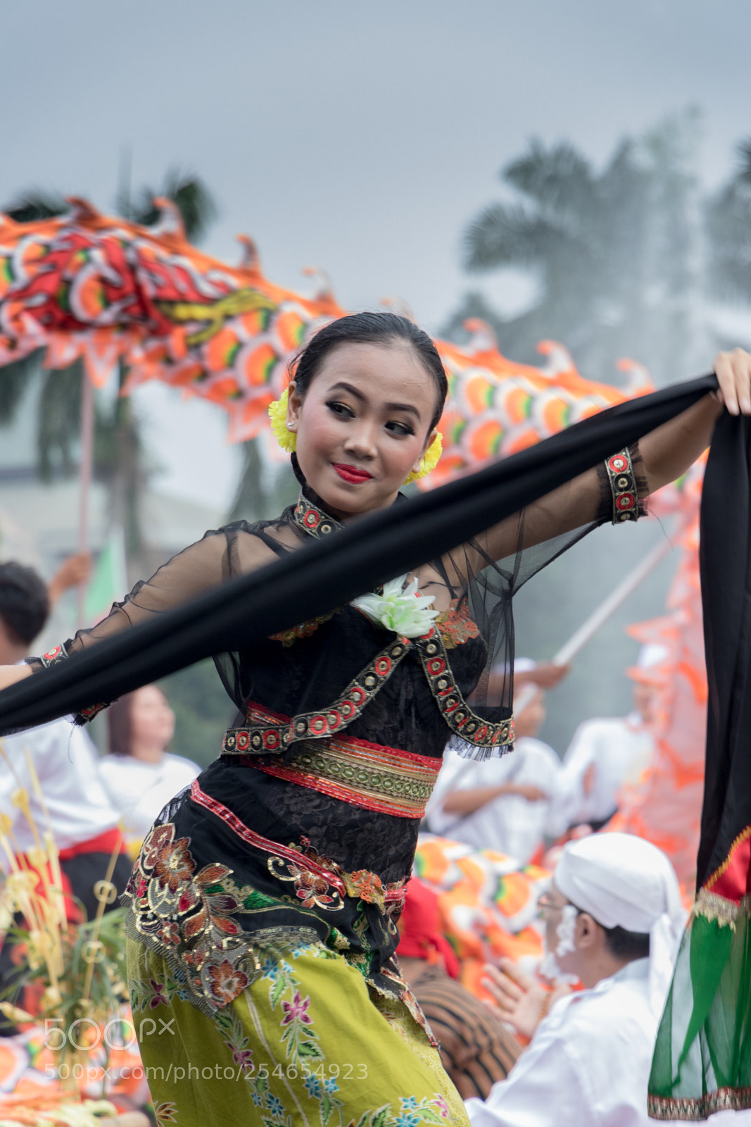Canon EOS 800D (EOS Rebel T7i / EOS Kiss X9i) sample photo. Beskalan dance photography