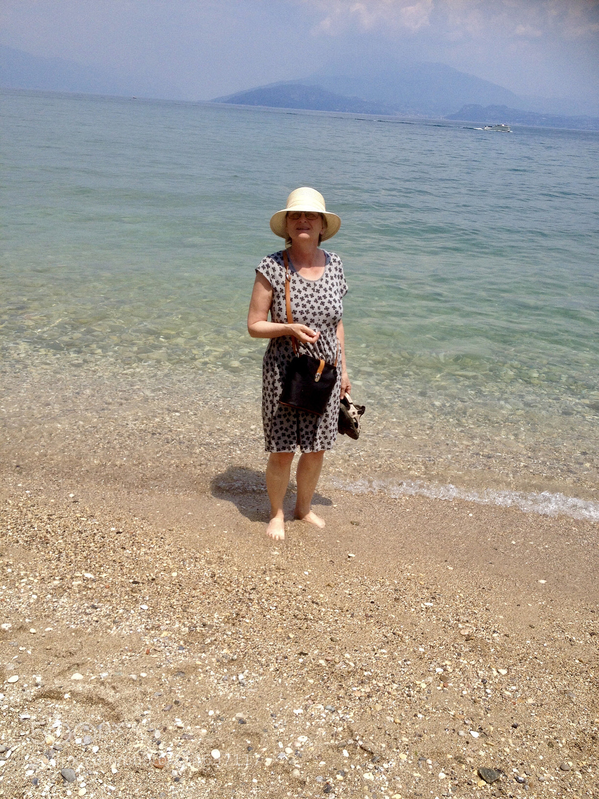 Apple iPhone 4S sample photo. My wife  photography