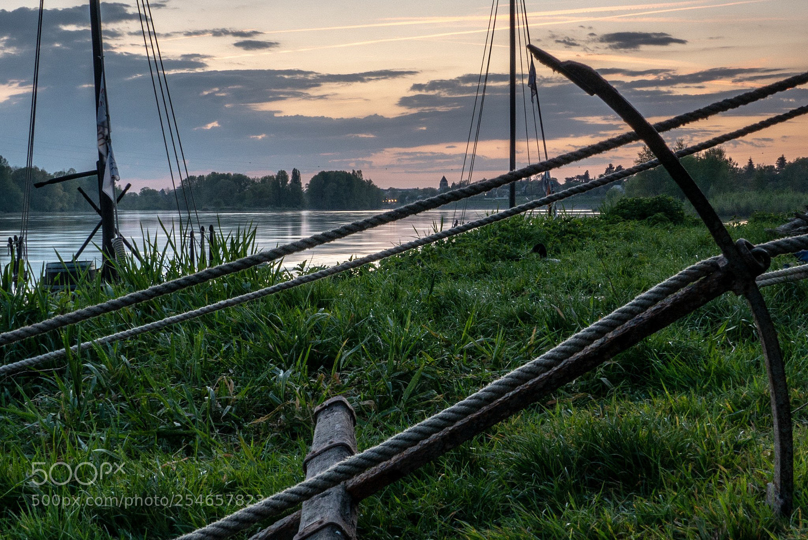 Panasonic Lumix DMC-FZ200 sample photo. Ancre sur la loire photography