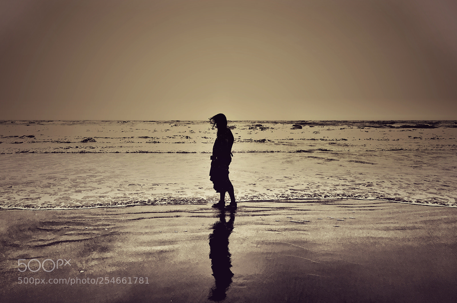 Apple iPhone 6s sample photo. Shillhoute at the seashore photography