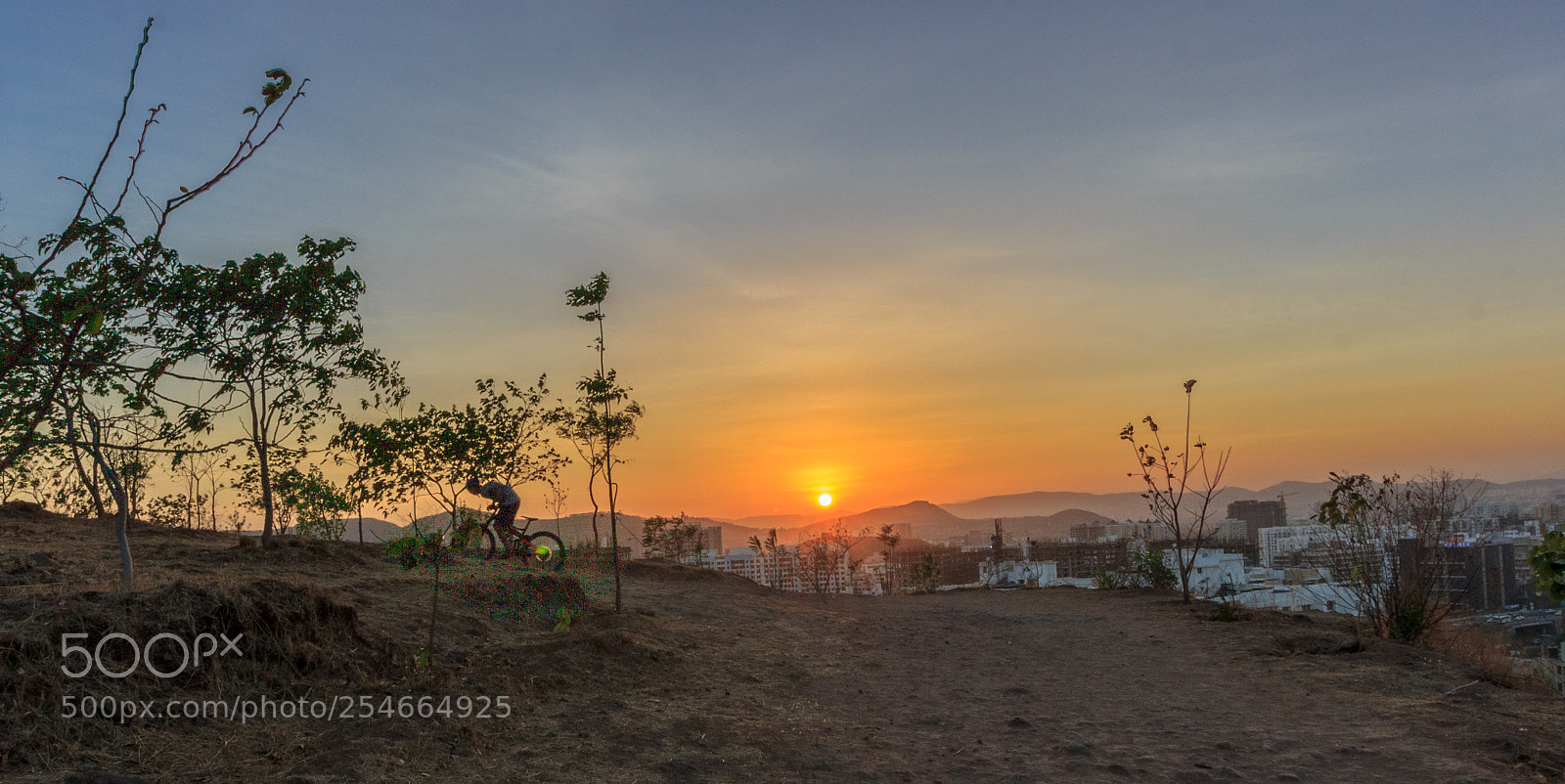 Canon EOS 600D (Rebel EOS T3i / EOS Kiss X5) sample photo. Evening cycling photography