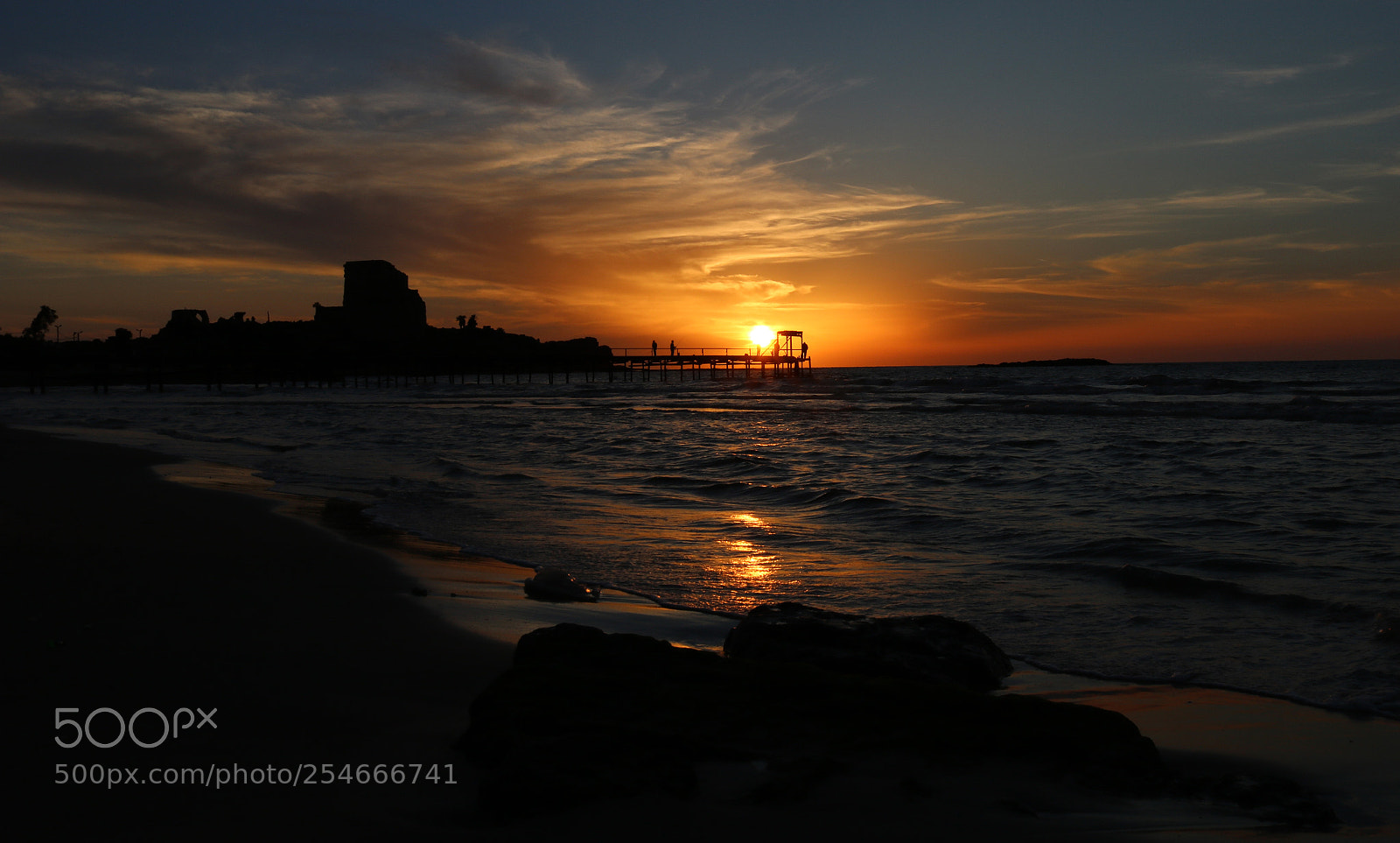 Canon EOS 750D (EOS Rebel T6i / EOS Kiss X8i) sample photo. Sunset on the fishirmans photography