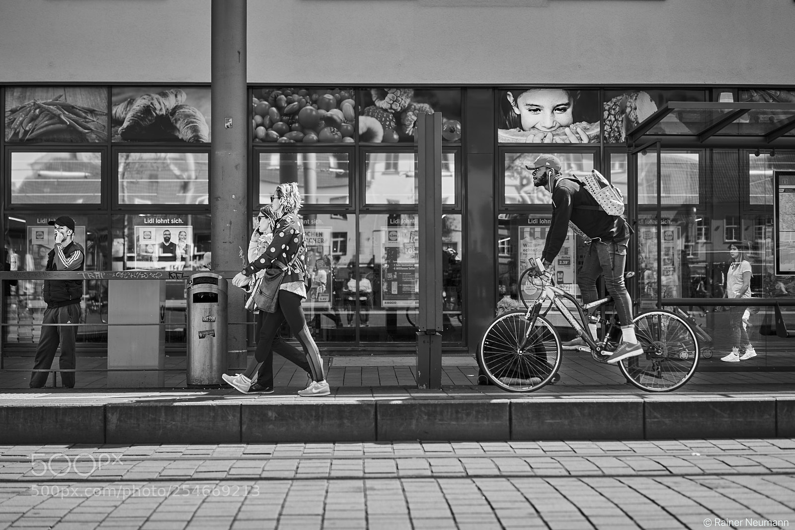 Sony a7R II sample photo. 3 ma nner, 3 photography
