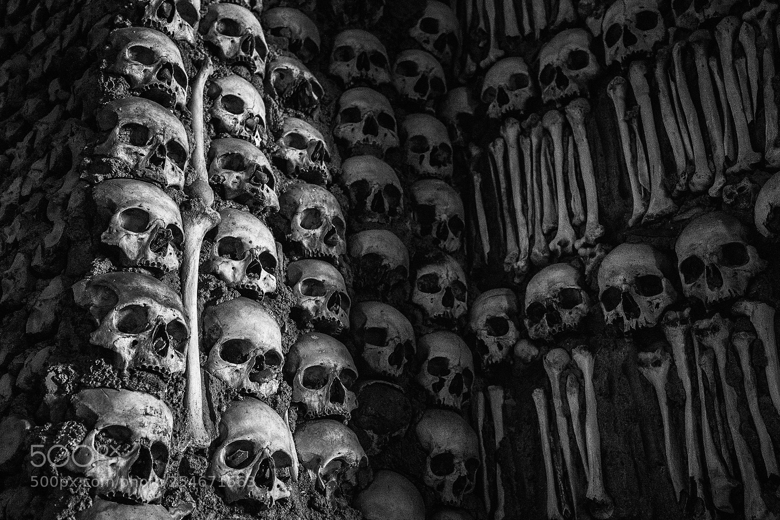 Canon EOS 5D Mark II sample photo. Capela dos ossos photography