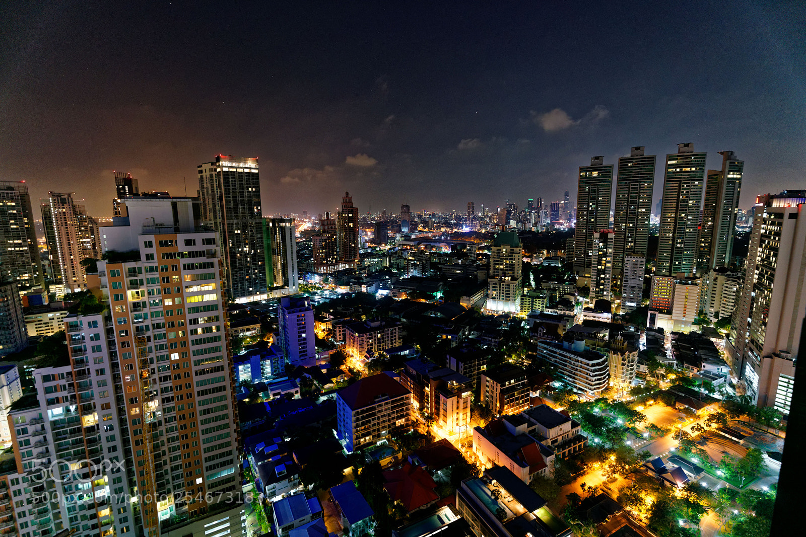 Sony a7R II sample photo. Night in the city photography