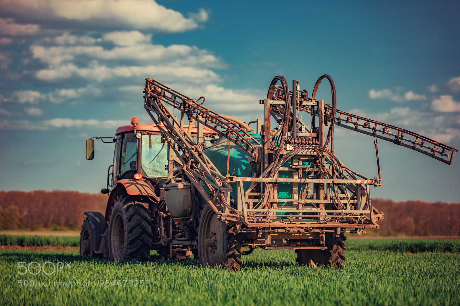 Canon EOS 5D Mark IV sample photo. Farming tractor plowing and photography