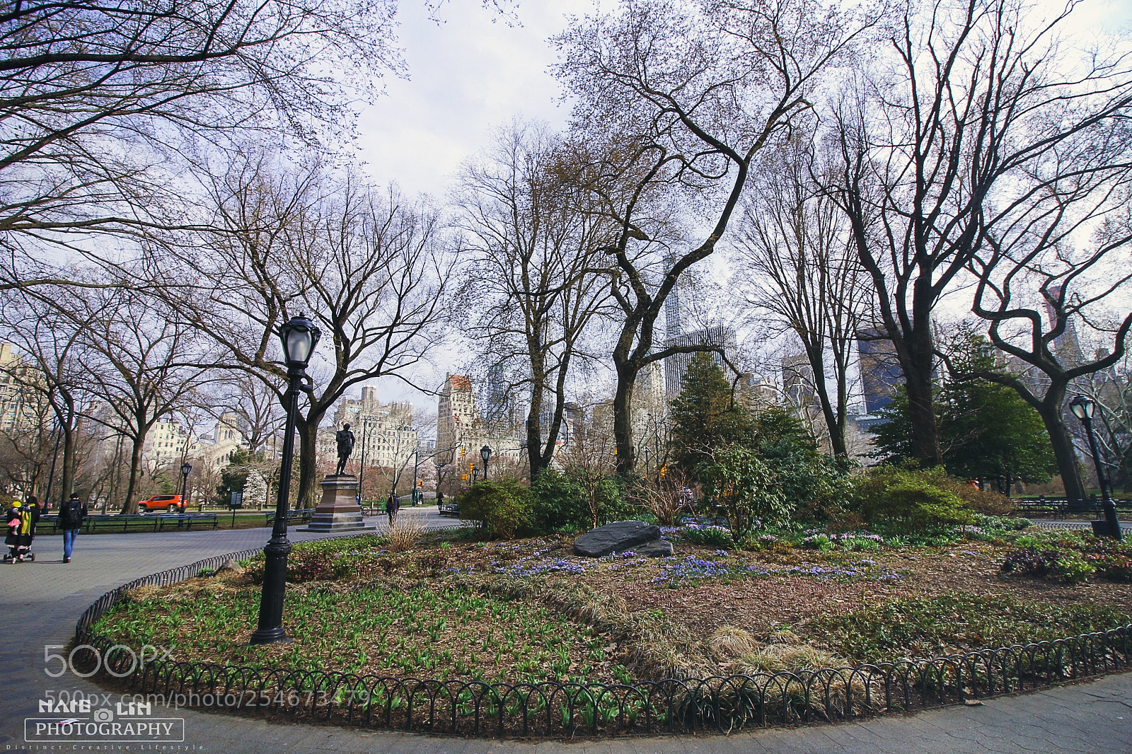 Canon EOS 70D sample photo. Walk around the central photography