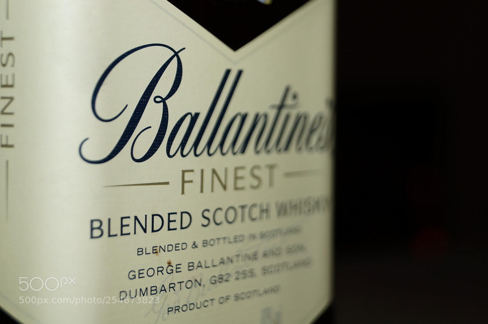Sony SLT-A37 sample photo. Ballantine's photography