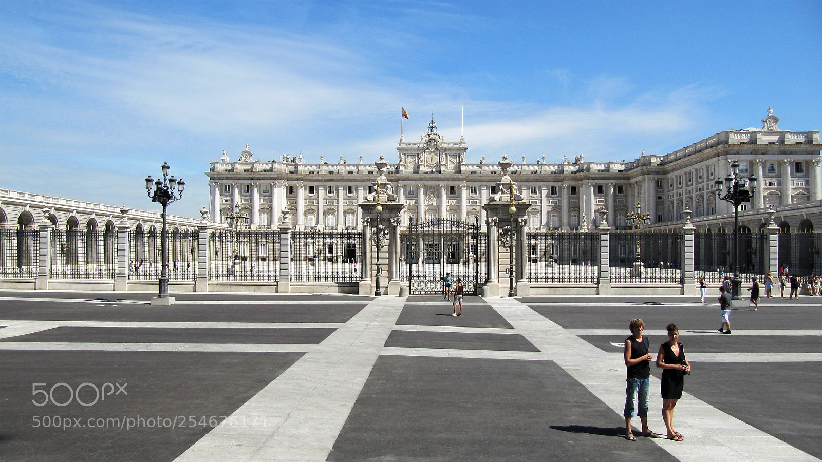 Canon PowerShot SX200 IS sample photo. Madrid photography