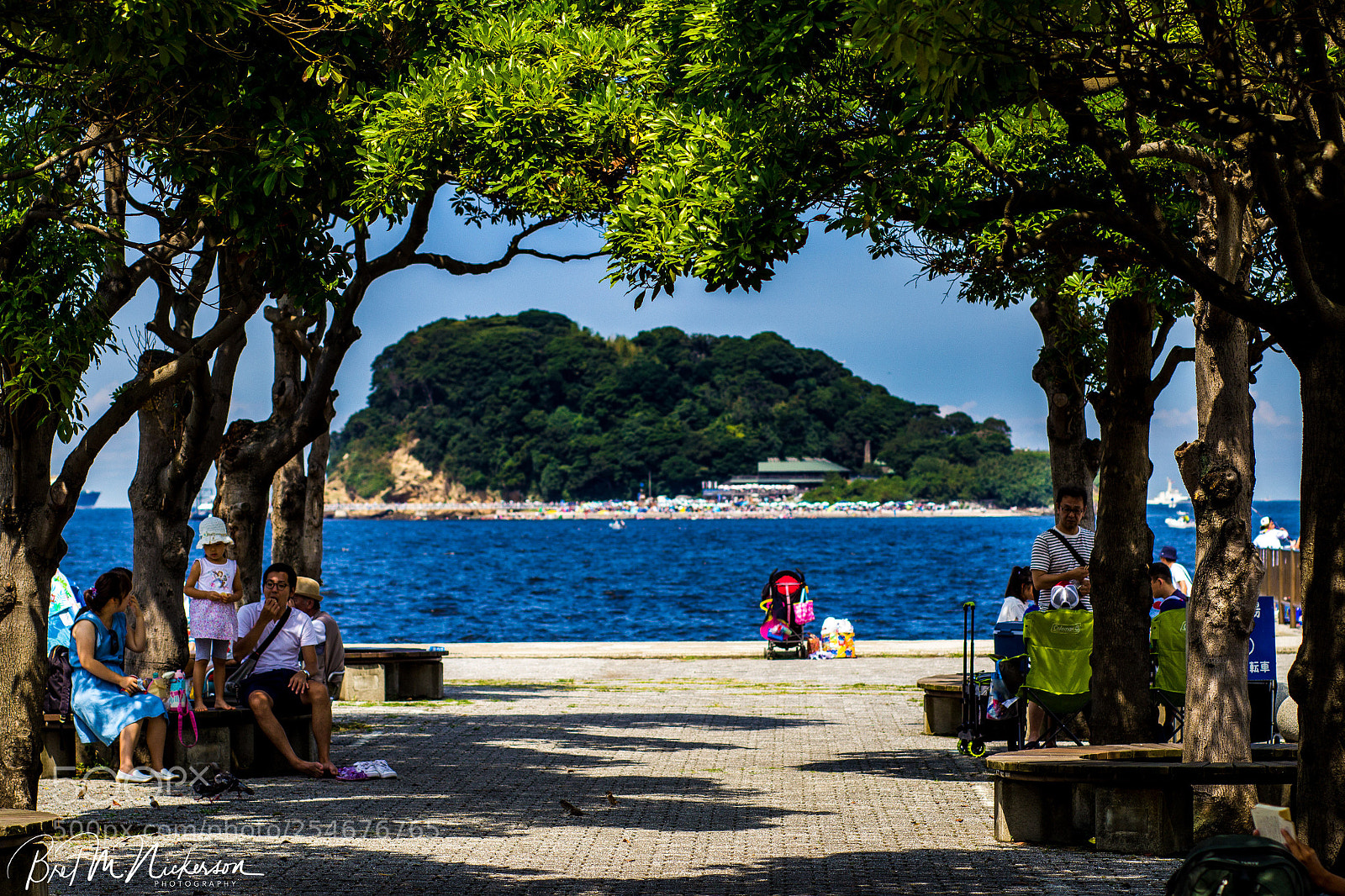 Canon EOS 1200D (EOS Rebel T5 / EOS Kiss X70 / EOS Hi) sample photo. Yokosuka photography