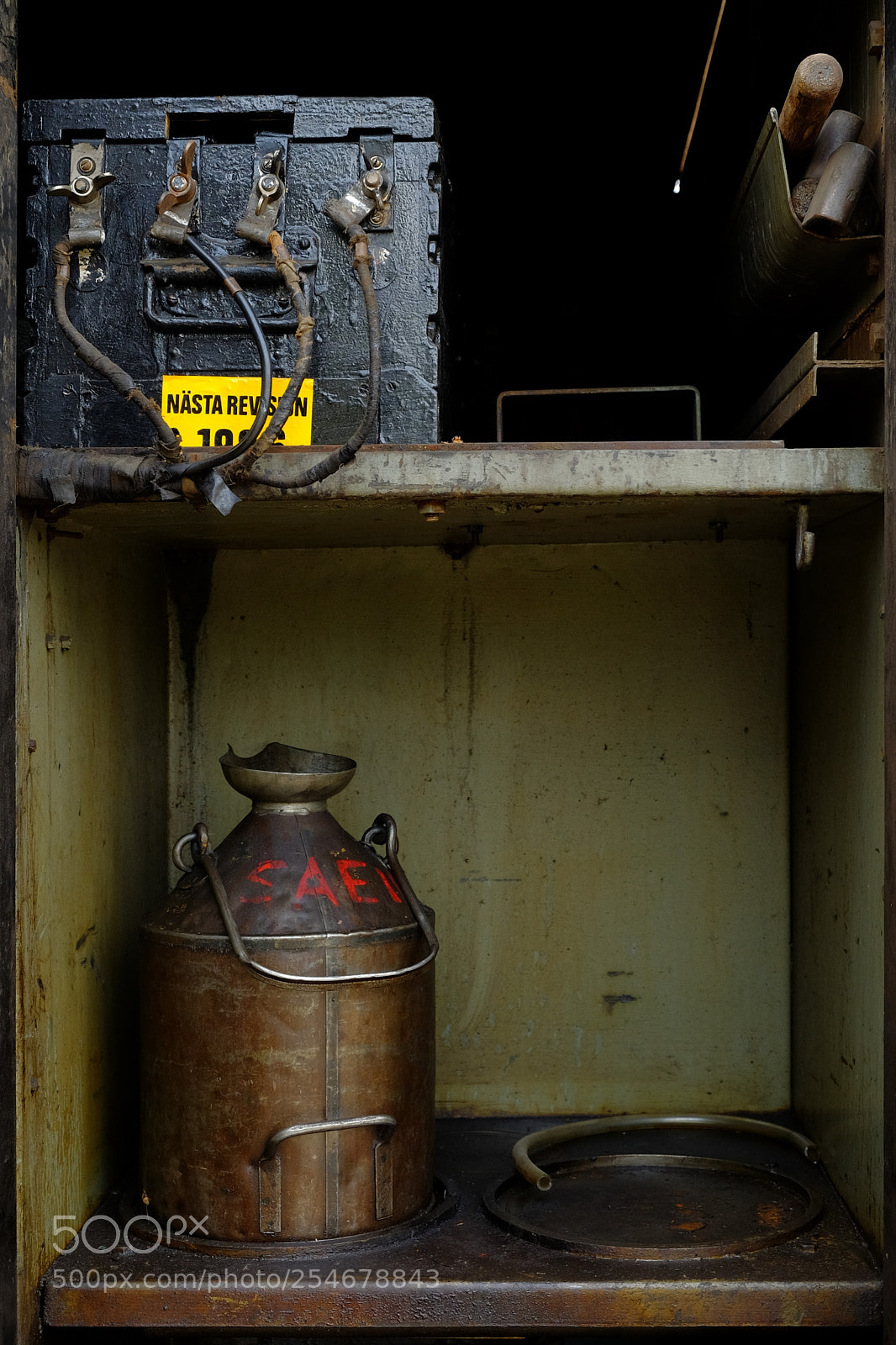 Fujifilm X-T1 sample photo. Locomotive maintenance cabinet photography