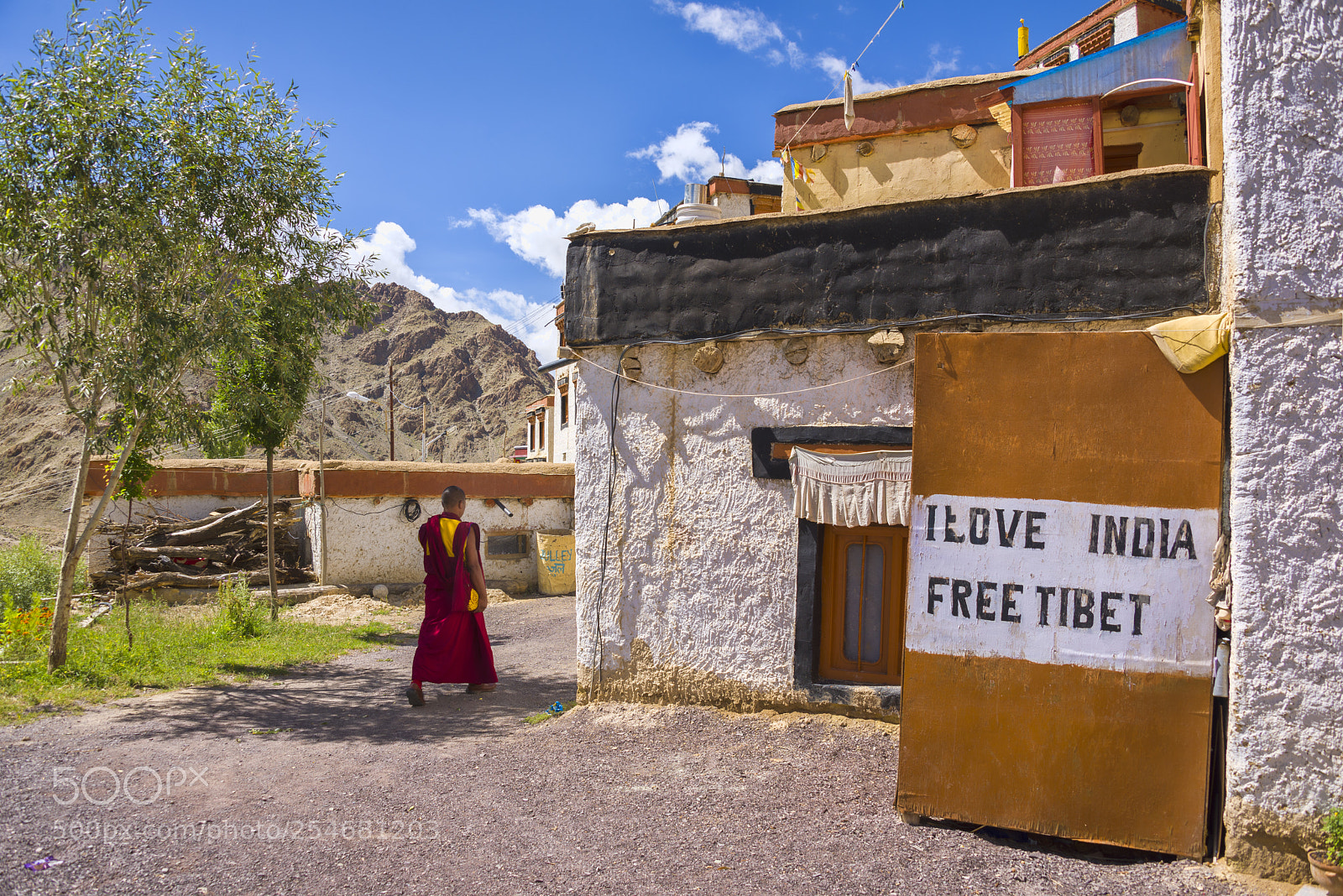 Nikon D810 sample photo. The claim likir monastery photography