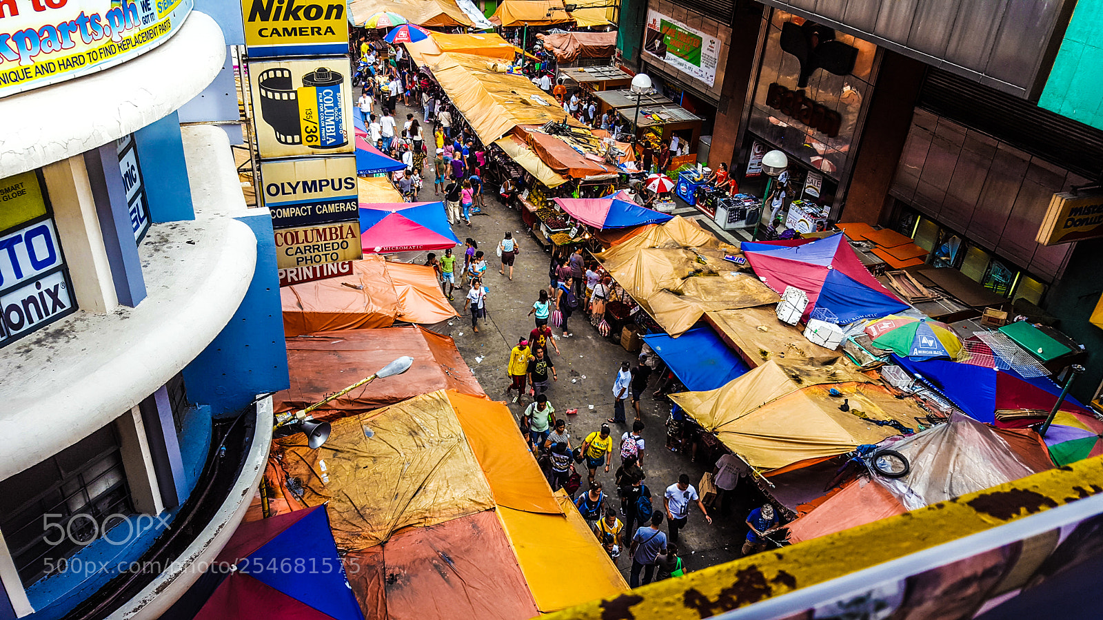 Samsung Galaxy S6 sample photo. Busy streets in manila photography