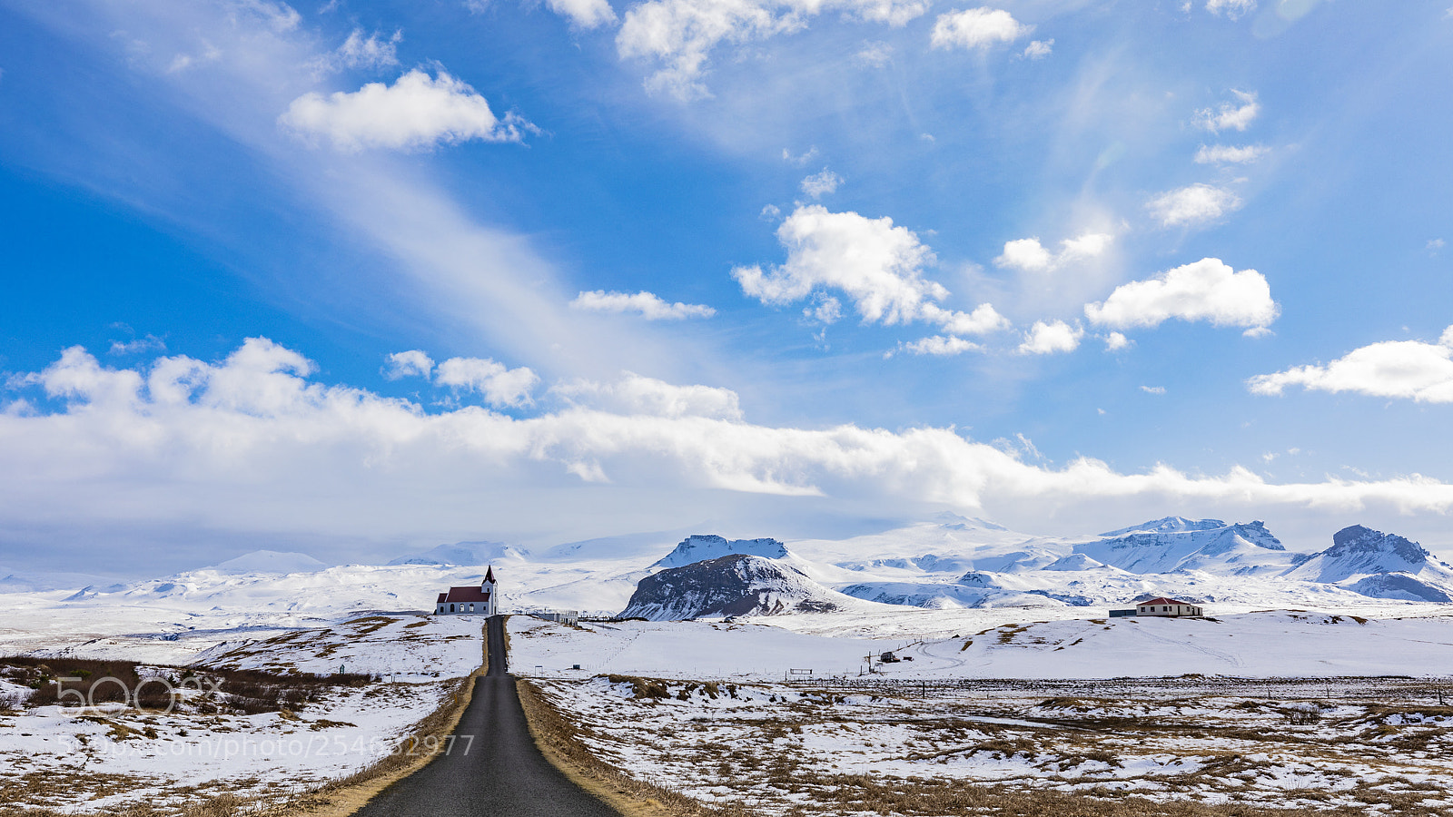 Canon EOS 5D Mark IV sample photo. Road to church photography