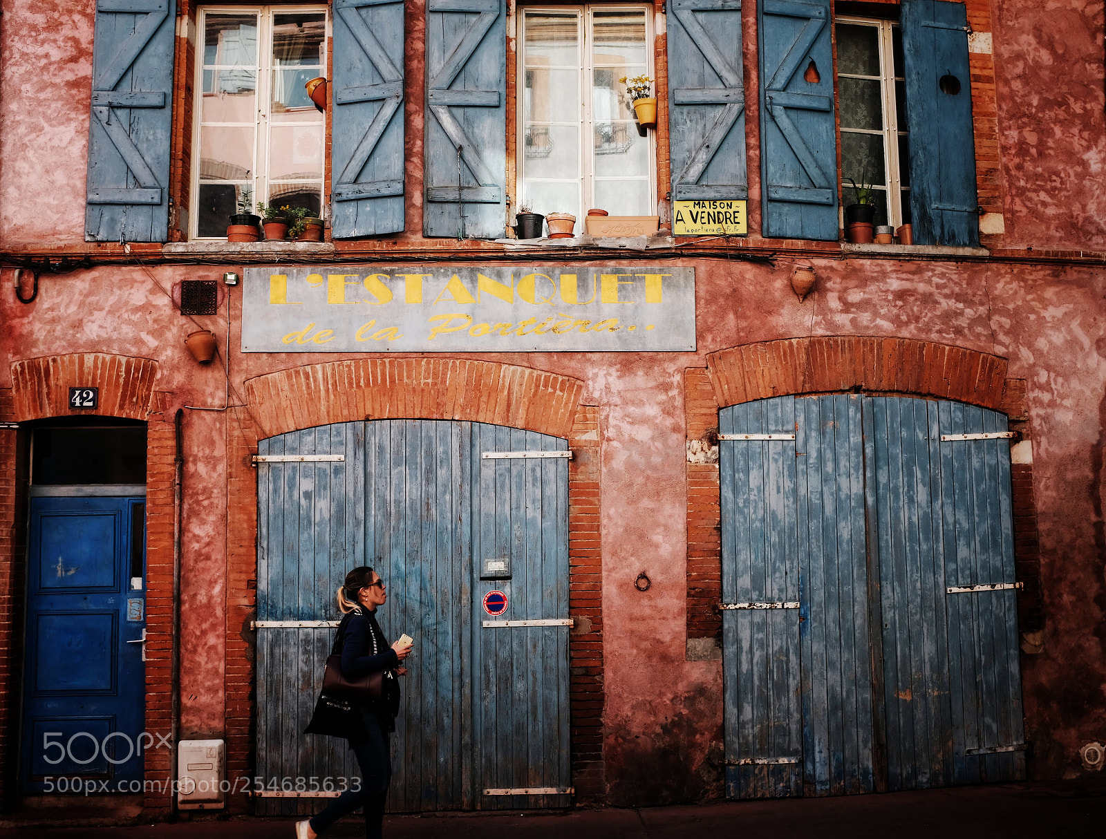Fujifilm X100F sample photo. La ville rose photography