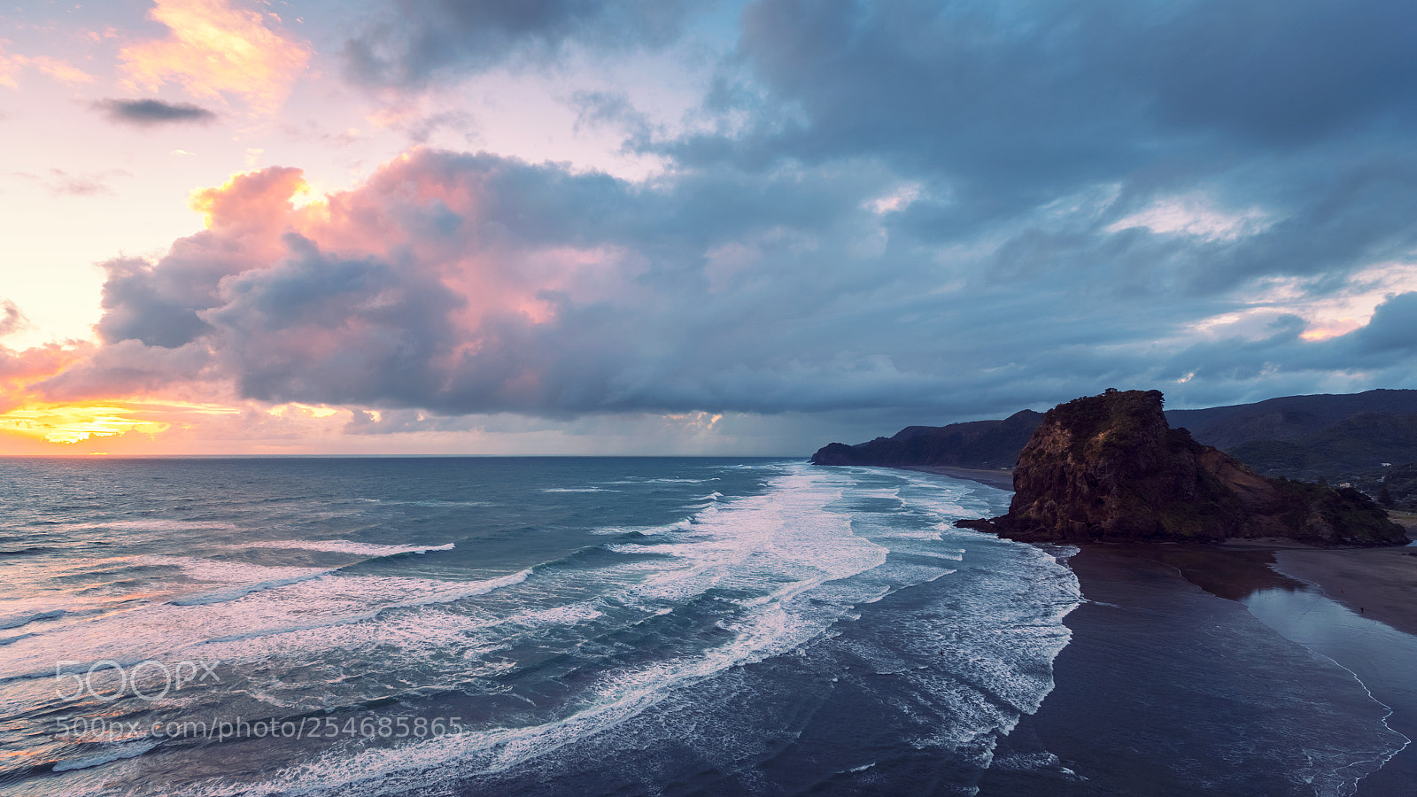 Canon EOS-1D X Mark II sample photo. Piha photography