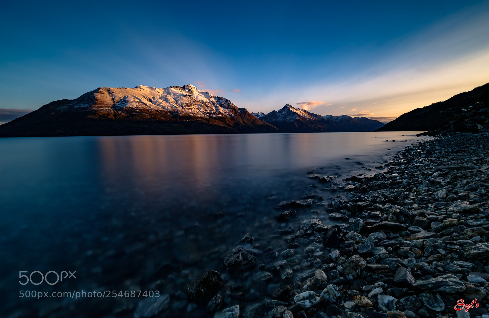 Fujifilm X-T2 sample photo. Lake wakatipu sunrise photography