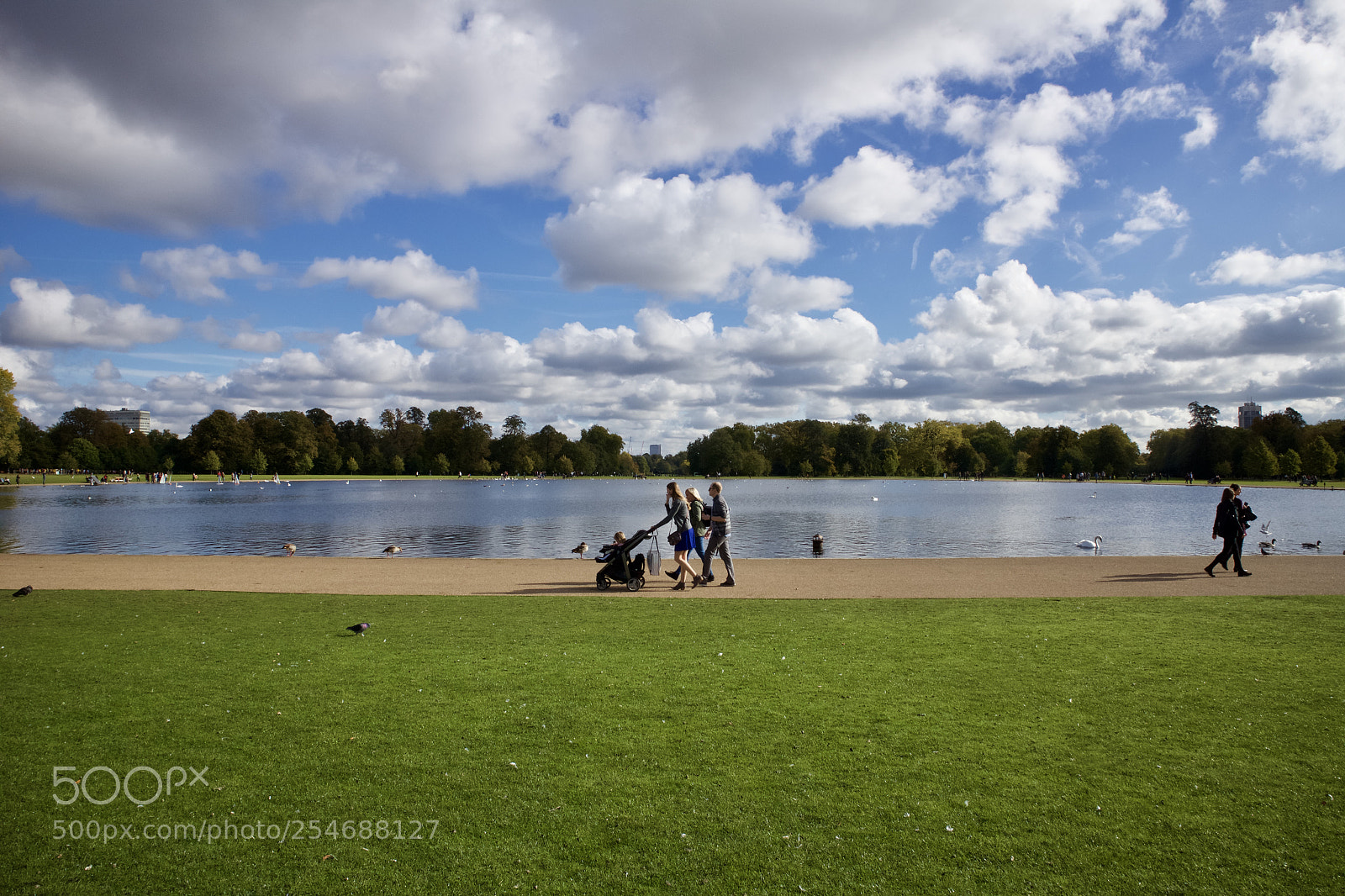 Canon EOS M10 sample photo. London hyde park photography