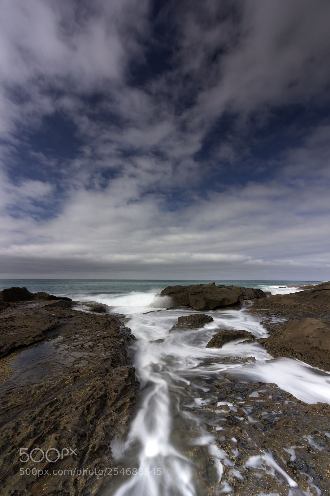 Canon EOS 600D (Rebel EOS T3i / EOS Kiss X5) sample photo. Lorne rocks photography