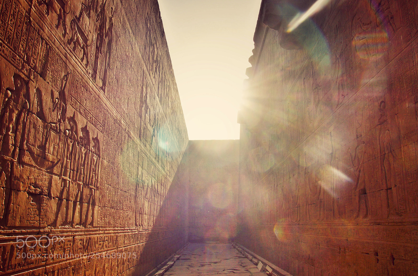 Sony SLT-A77 sample photo. Edfu temple photography