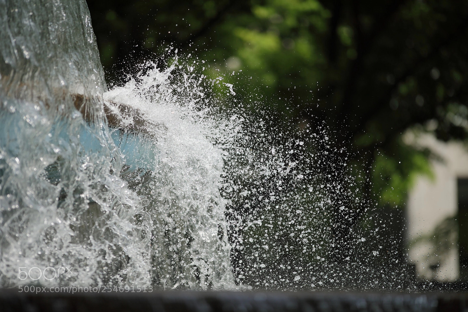 Canon EOS 5D Mark IV sample photo. Splash photography