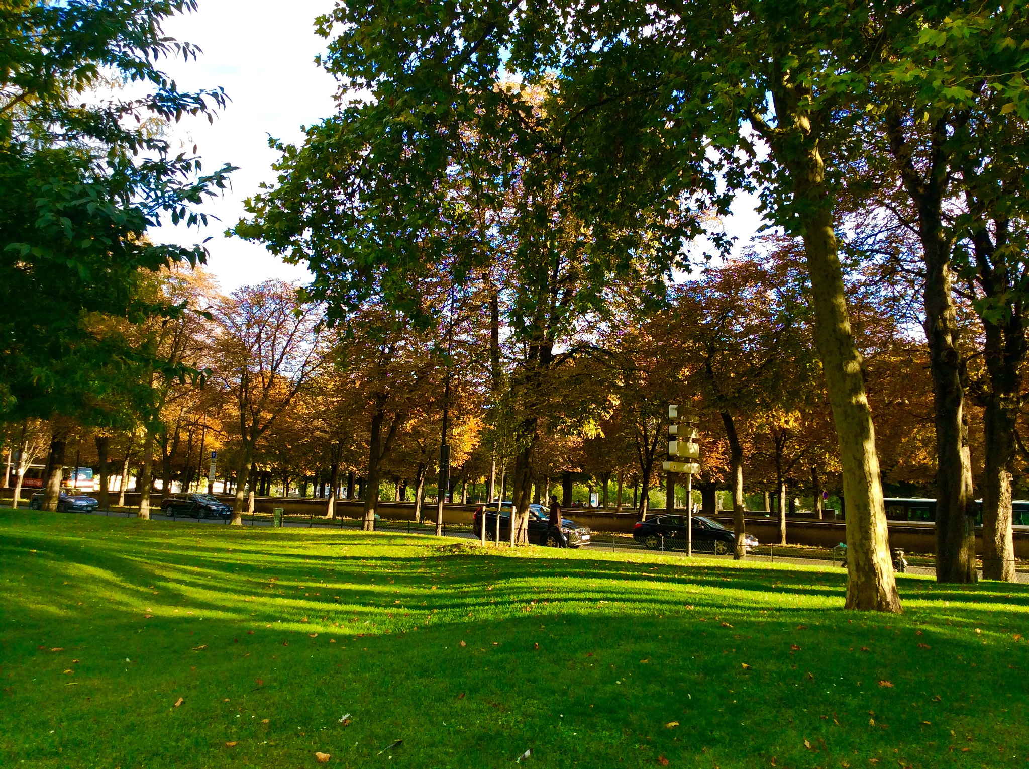 Apple iPad mini 2 sample photo. Paris photography