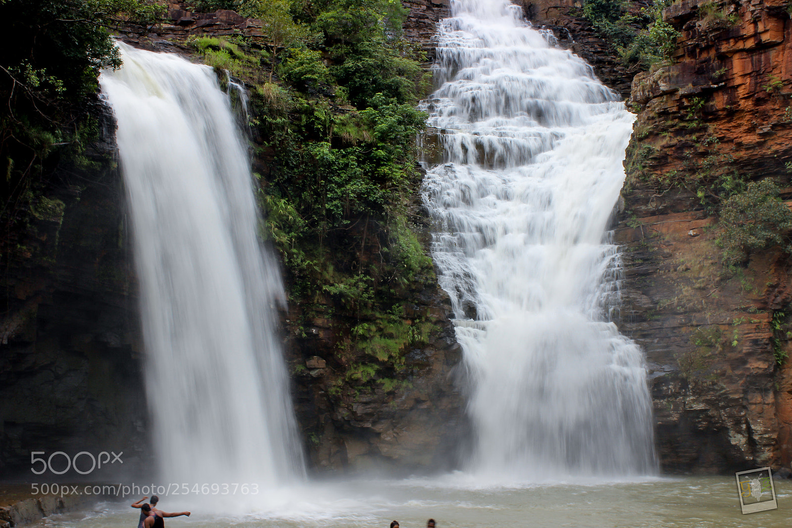 Canon EOS 600D (Rebel EOS T3i / EOS Kiss X5) sample photo. Teerathgarh falls india photography
