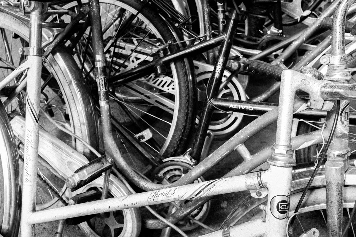 Leica Summicron-M 35mm F2 ASPH sample photo. Bikes in need photography