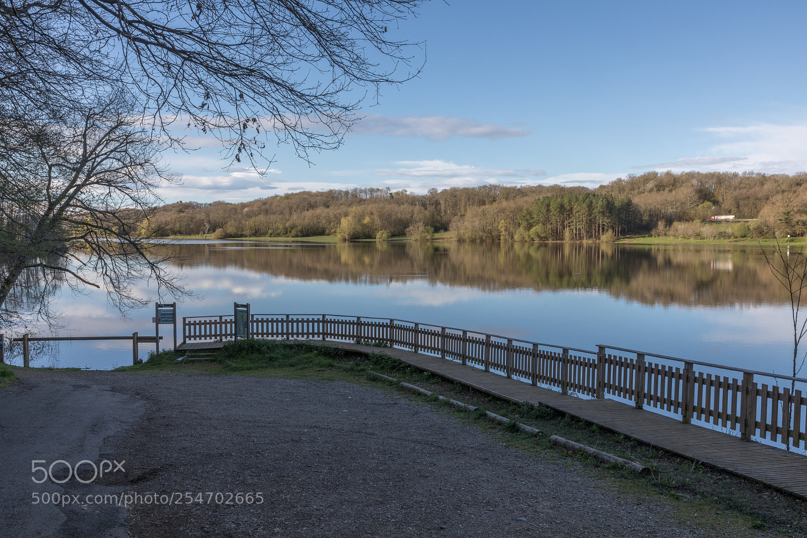 Canon EOS 5D Mark IV sample photo. Brousseau lake near aire photography