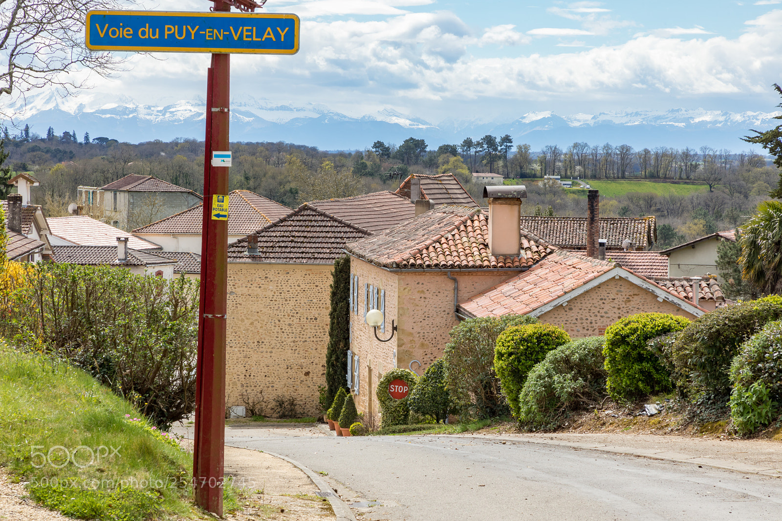 Canon EOS 5D Mark IV sample photo. View over the pyrenees photography