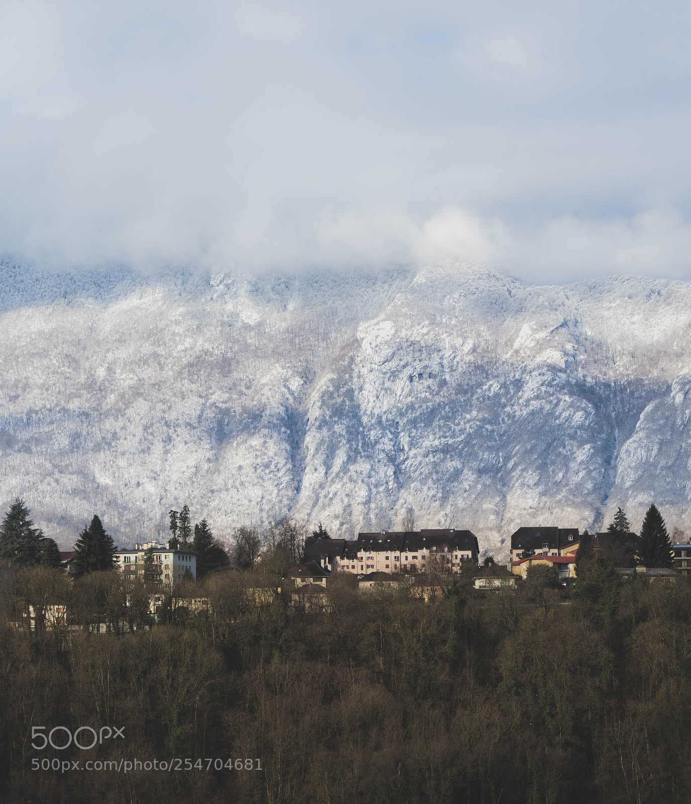 Canon EOS 7D Mark II sample photo. Houses on a hill photography