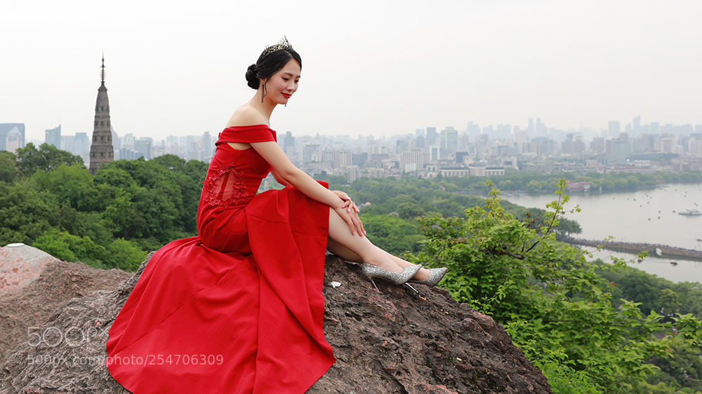 Canon EOS 5DS sample photo. 宝塔前的新娘20180422 photography