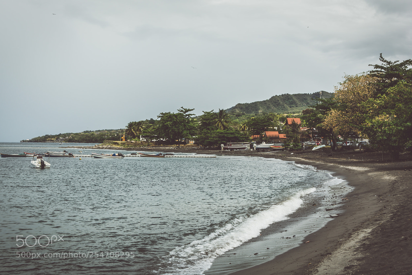 Nikon D5200 sample photo. Saint-pierre beach photography