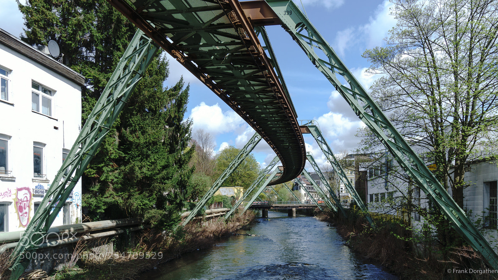 Sony a6000 sample photo. Wuppertal suspension railway photography