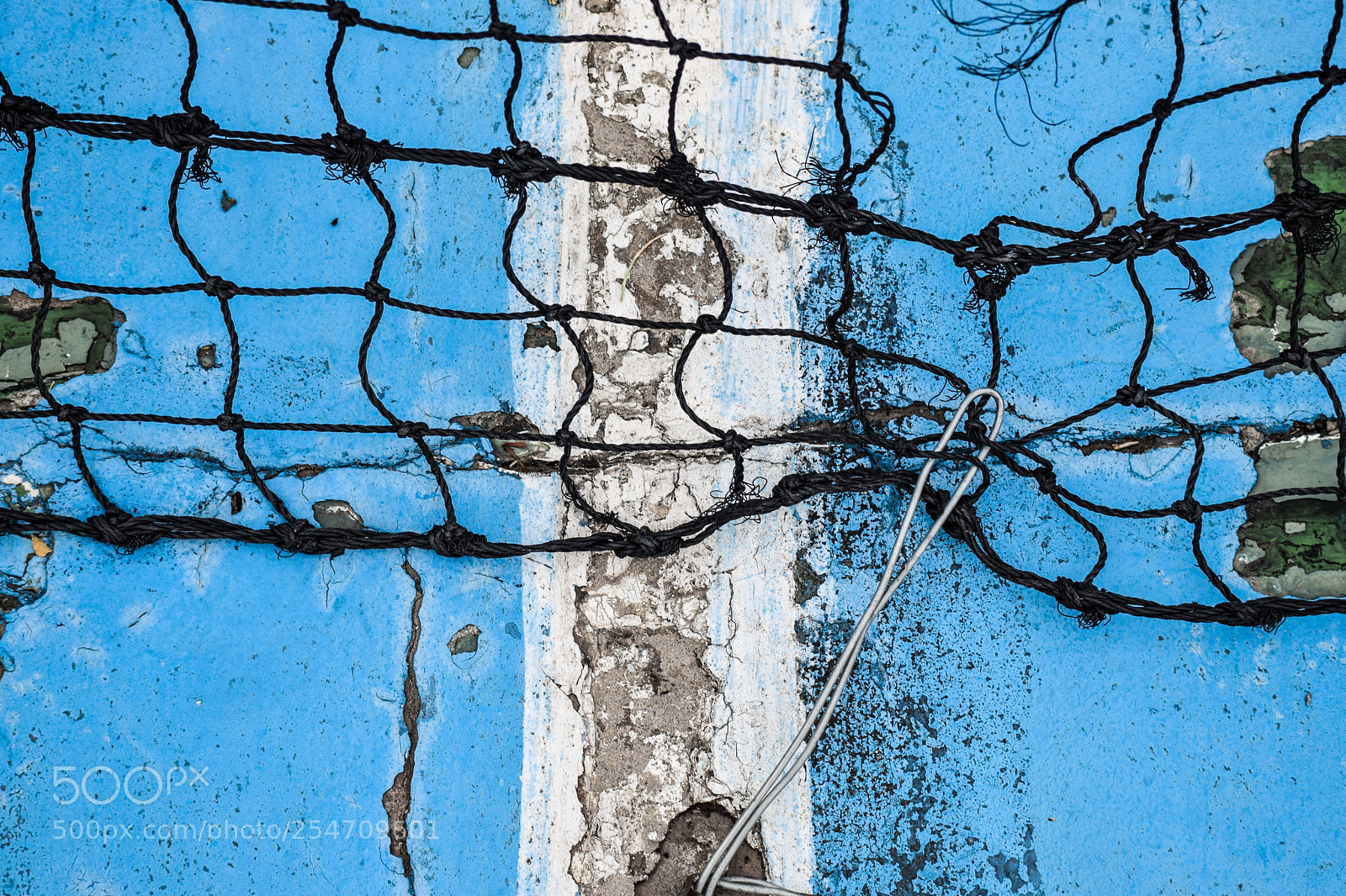 Nikon D5300 sample photo. Abandoned tennis court photography