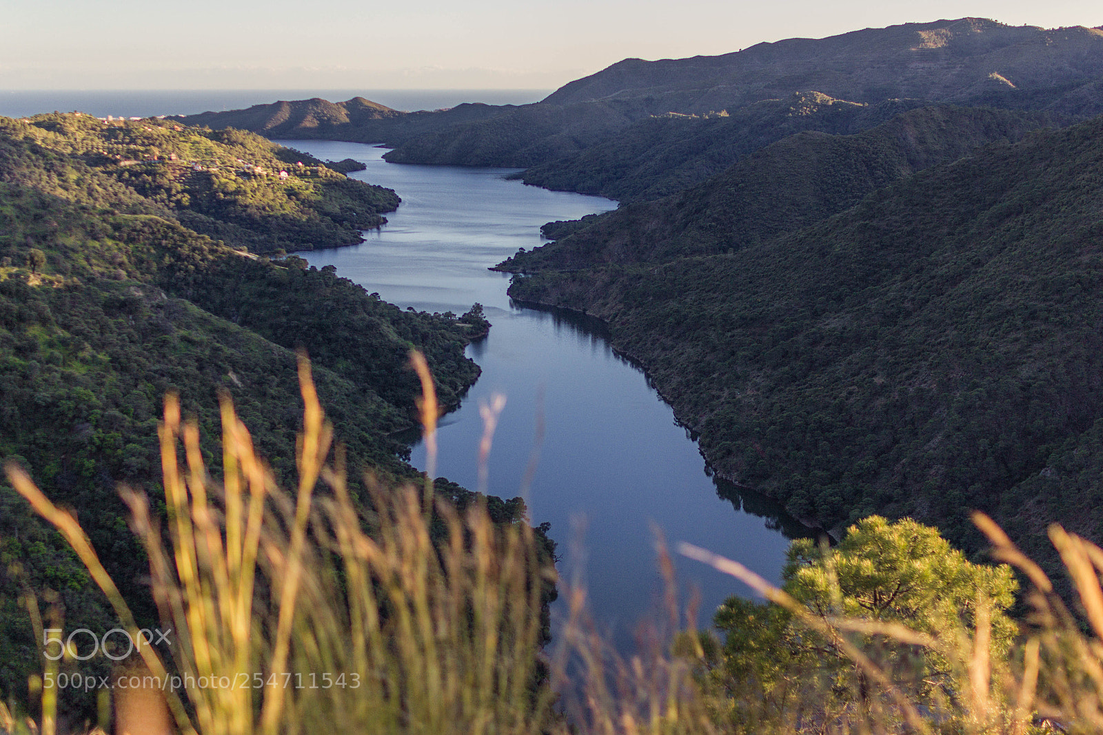 Canon EOS 550D (EOS Rebel T2i / EOS Kiss X4) sample photo. Embalse de la concepci photography