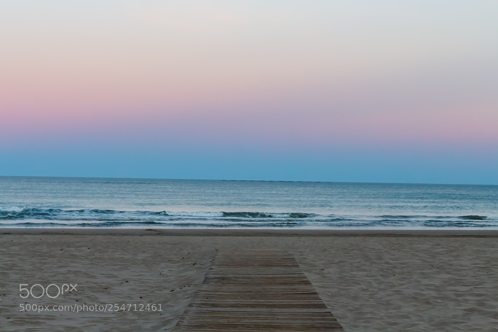 Canon EOS 700D (EOS Rebel T5i / EOS Kiss X7i) sample photo. Sunset on sagunto's beach photography