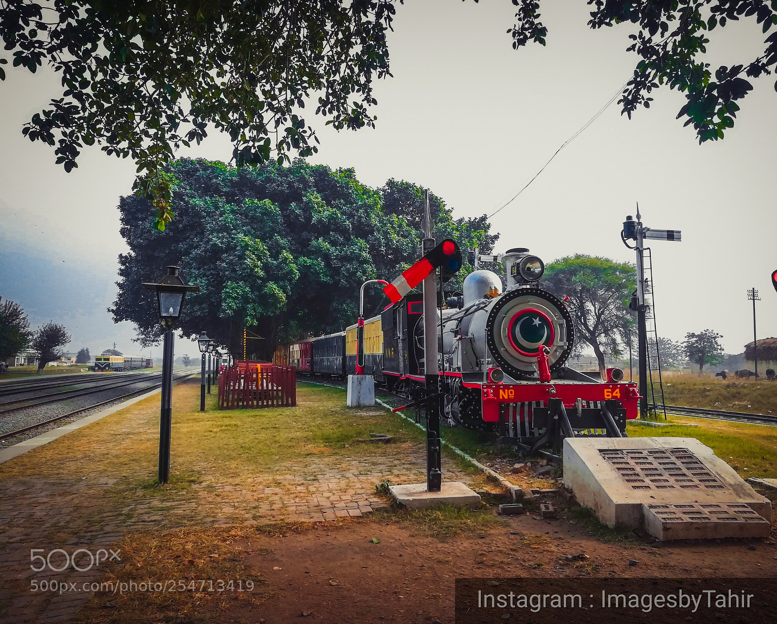 HUAWEI honor 6x sample photo. Golra railway station photography