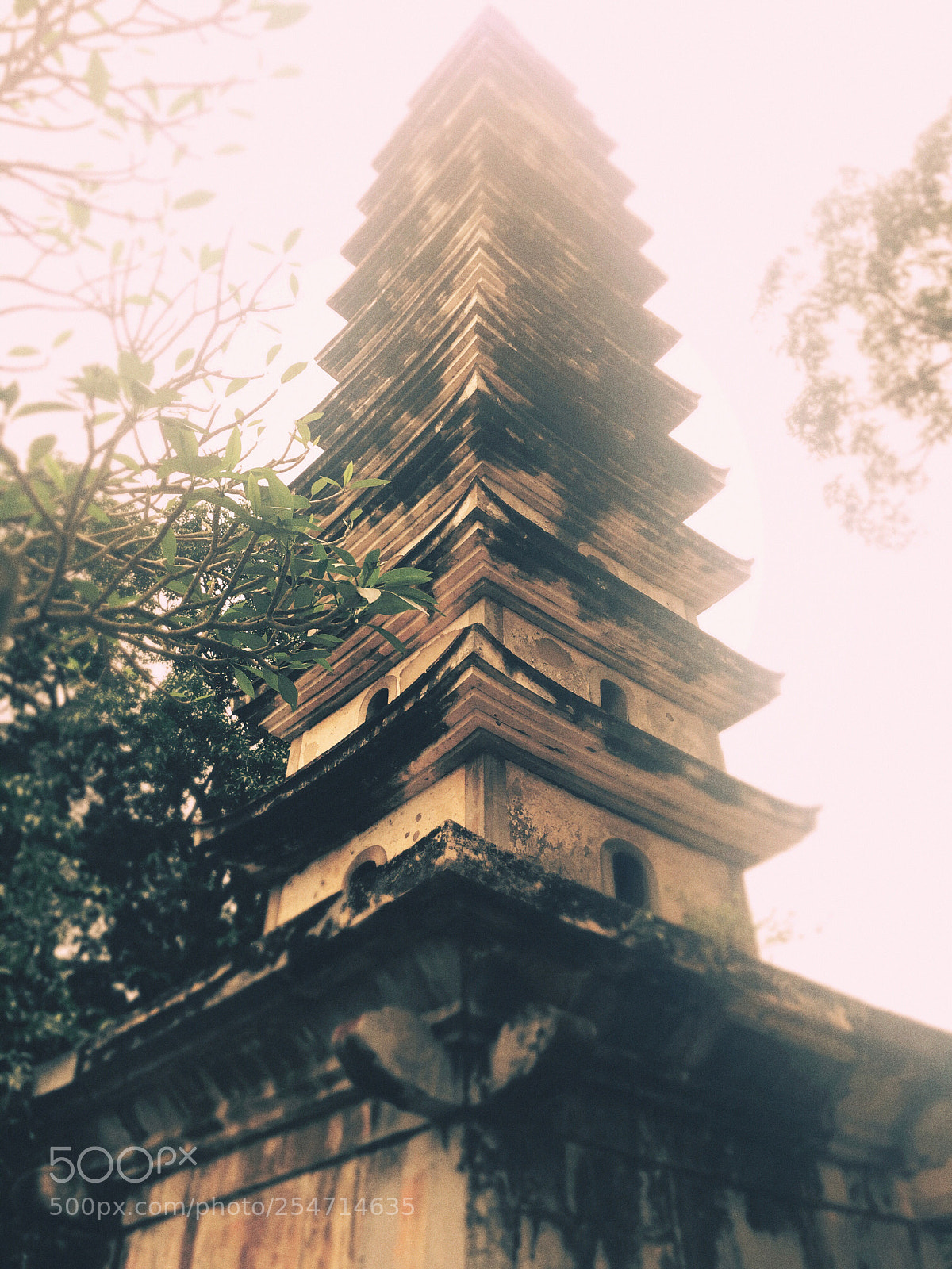 Apple iPhone 6s sample photo. Pho minh pagoda photography