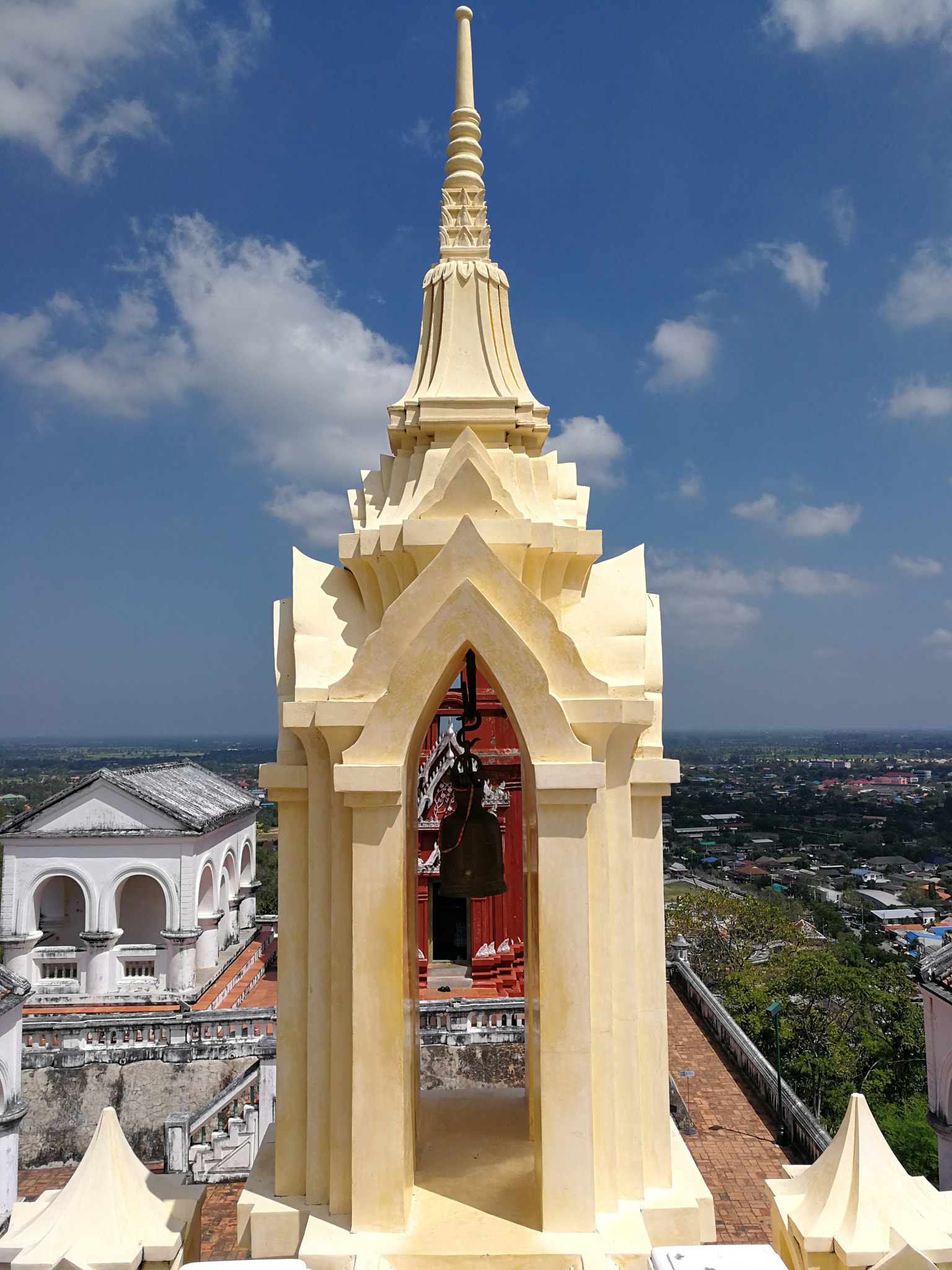 HUAWEI Mate 9 Pro sample photo. Bell tower photography