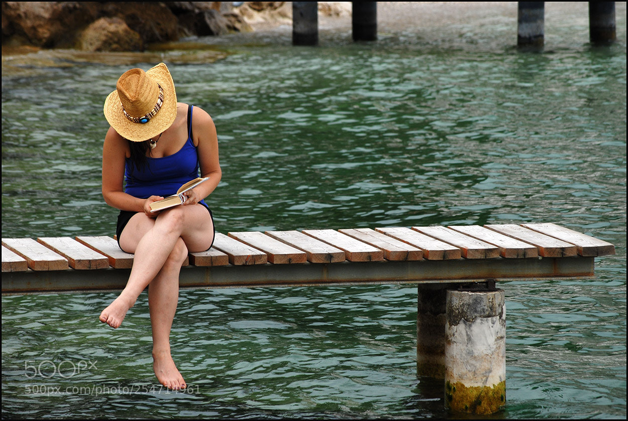 Nikon D200 sample photo. Book reader photography