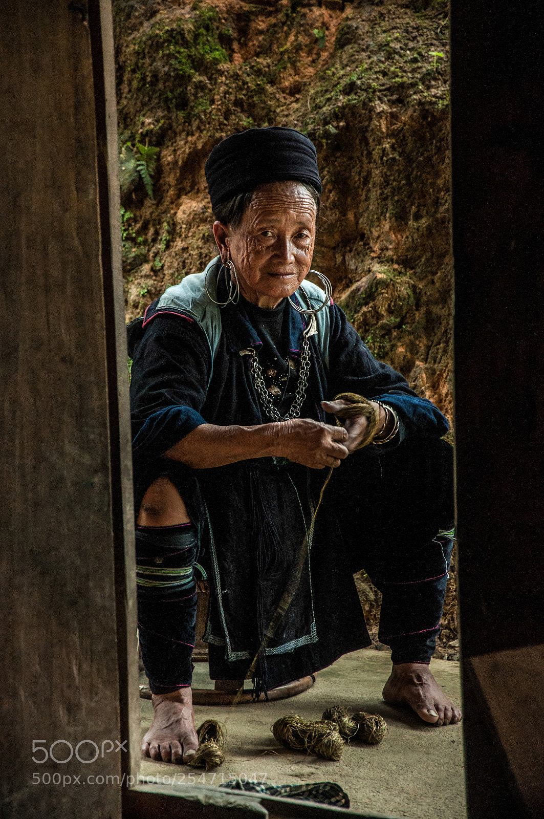 Nikon D90 sample photo. Vietnamese art of weaving photography