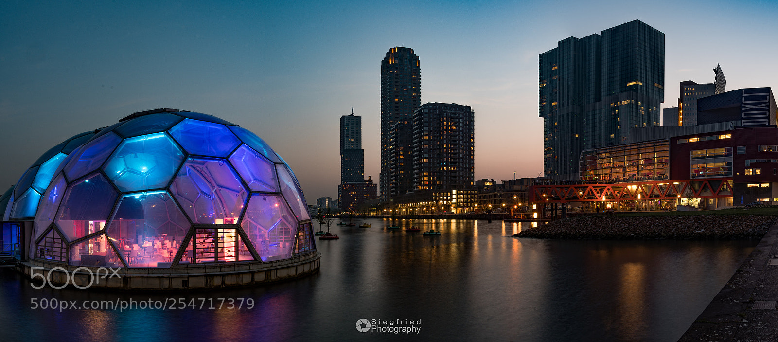 Nikon D500 sample photo. Rotterdam by night photography