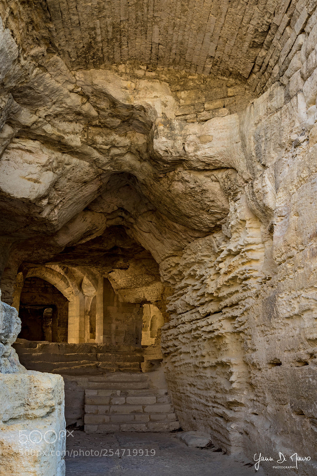 Canon EOS 7D Mark II sample photo. Abbaye de saint-roman photography