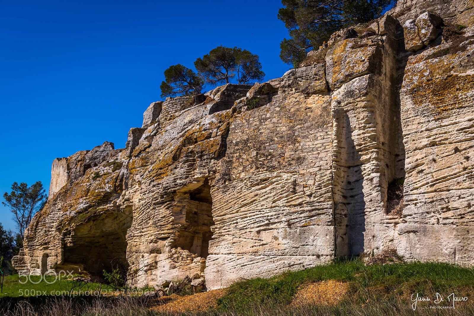 Canon EOS 7D Mark II sample photo. Abbaye de saint-roman photography