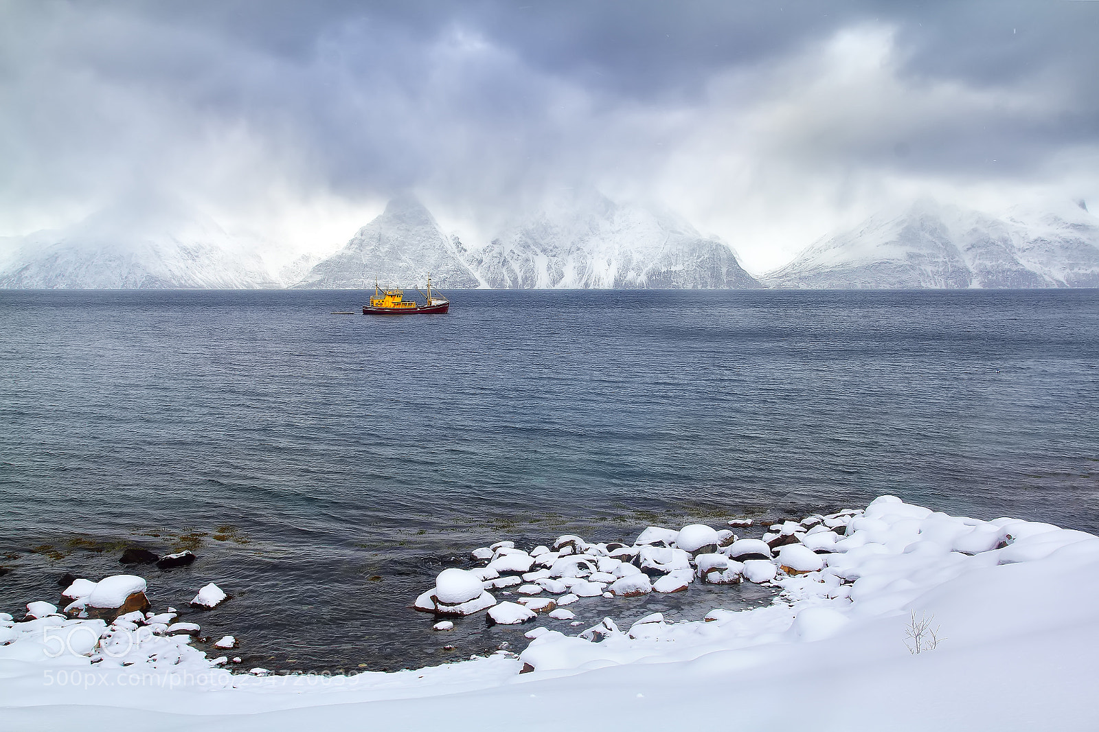 Canon EOS 60D sample photo. Sailing the frozen seas photography