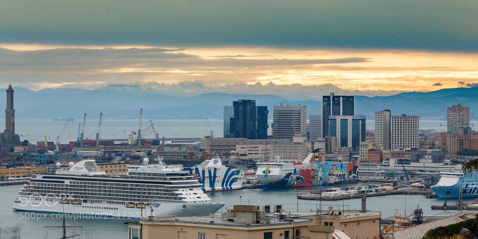 Canon EOS 700D (EOS Rebel T5i / EOS Kiss X7i) sample photo. Cruise ships photography